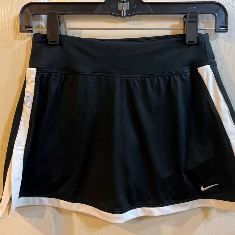 NWOT Nike Tennis Skirt